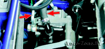 проверьте состояние шлангов и трубопроводов, соединяющих насос, бачок и рулевой механизм