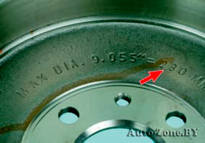На внутренней стороне тормозного барабана выштампован максимально допустимый рабочий диаметр