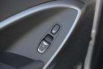 Новый 2013 Hyundai Santa Fe салон, кнопка обогрева сиденья